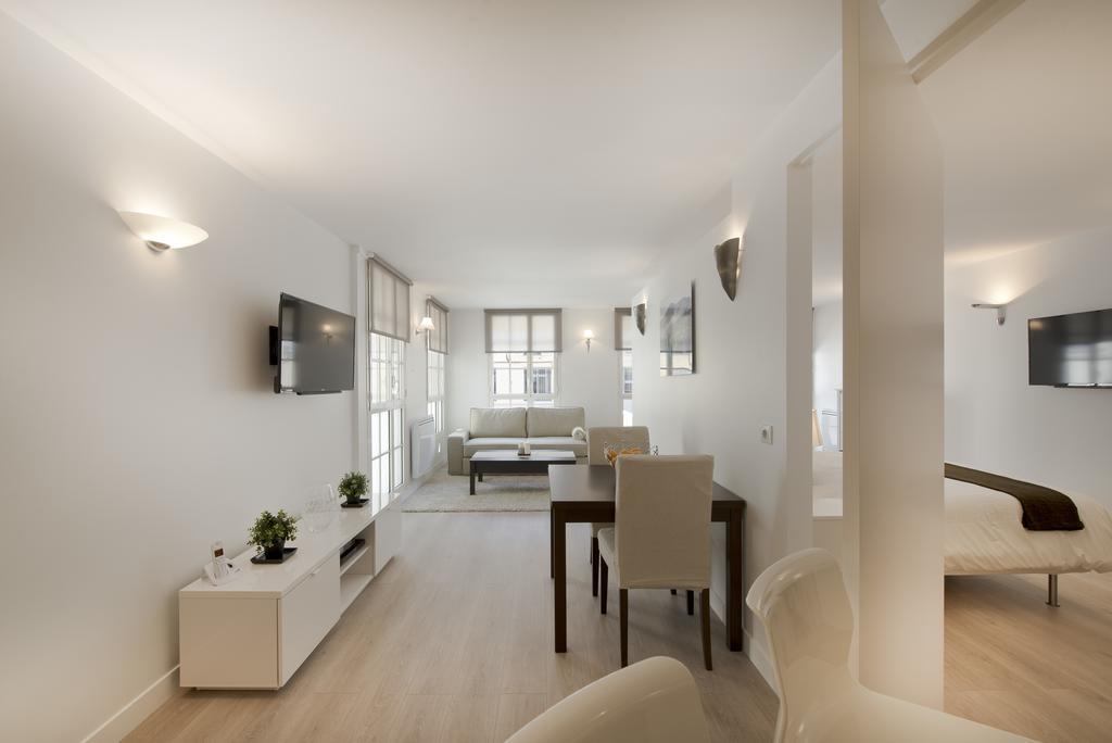 Appartements - Le Logis Versaillais Versailles Zimmer foto