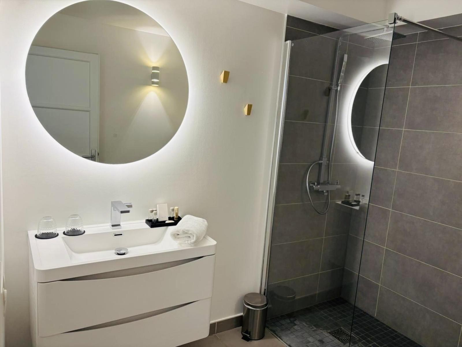 Appartements - Le Logis Versaillais Versailles Exterior foto